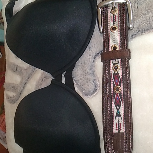 ๐ฆ Warners Black Full Coverage 40 C No side EFFECTS Contour Bra 01356 EUC - Picture 2 of 8